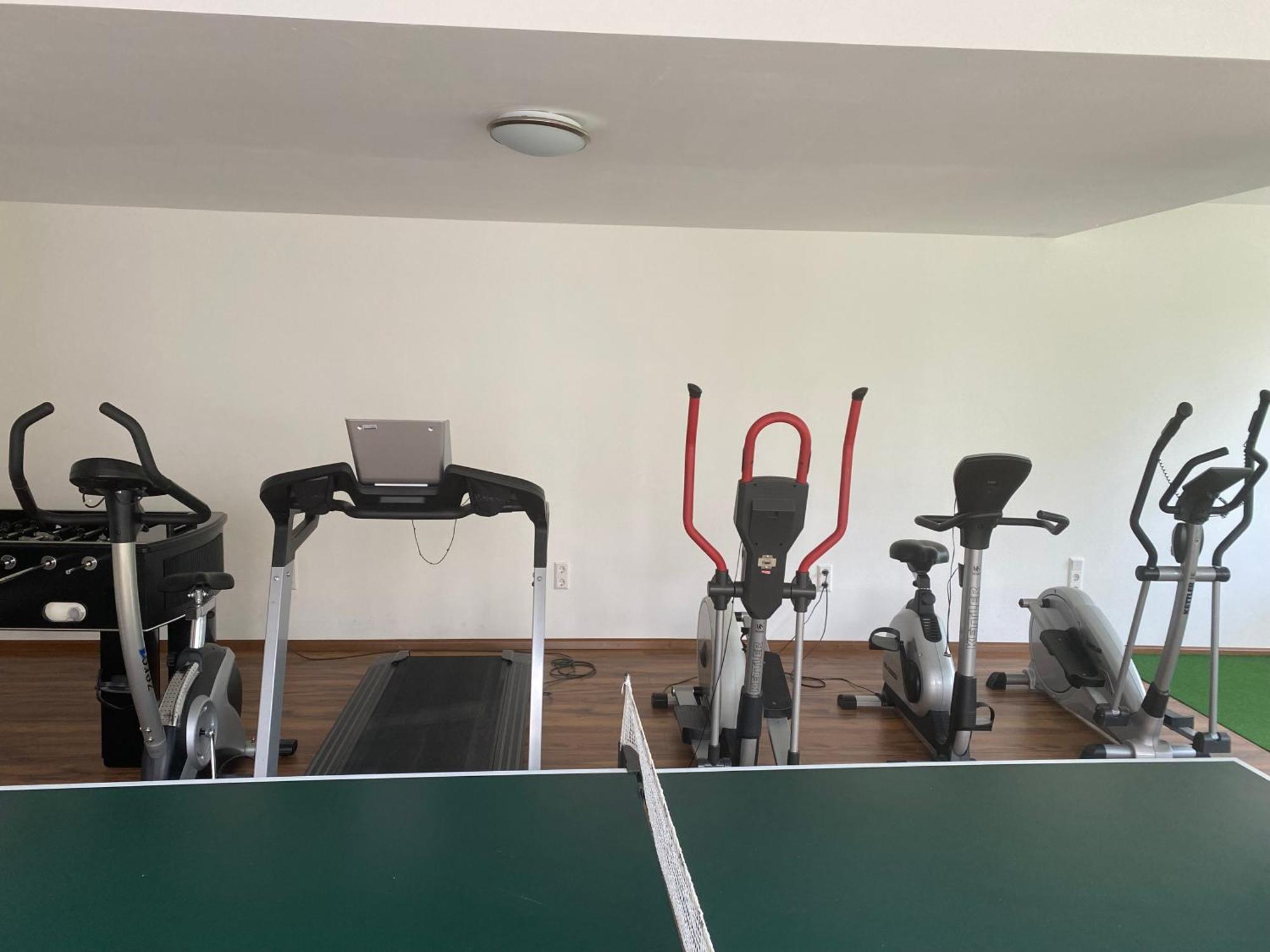 2-Zimmer-Ferienwohnung Mit Hotelservice Und 2 Balkons - Golf, Bike Und Wellness Im Markgraeflerland 바드벨링겐 외부 사진